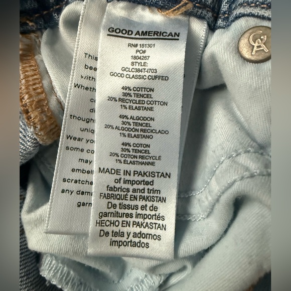 Good American Good Classic Cuffed Jeans - Picture 14 of 16